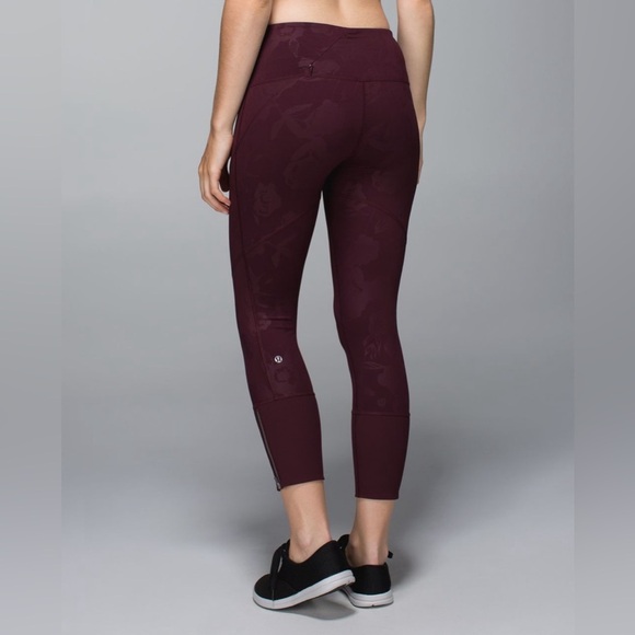 Lululemon Rebel Runner Crop *Full-On Luxtreme - Picture 2 of 12